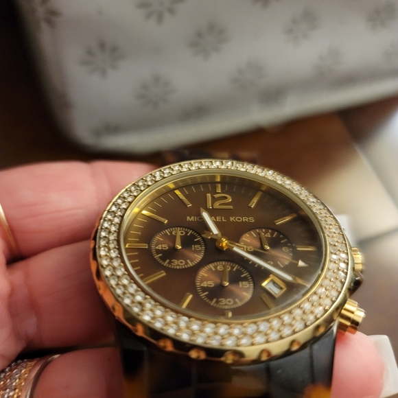 Michael Kors Watch - Picture 2 of 5